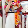 The new HERMES looks great and is highly recommended for the Grand Parade 140 cashmere squarnavphb3z
