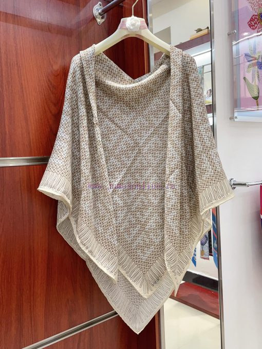 New FENDI hot selling items with explosive fashion index, whether it's a shawl or scarf, leaeing8o9u - Image 6