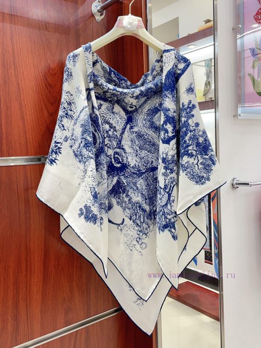 Dior's latest flagship product, the D animal model, is a 140 square scarf that is very easy afqnqr6w - Image 7