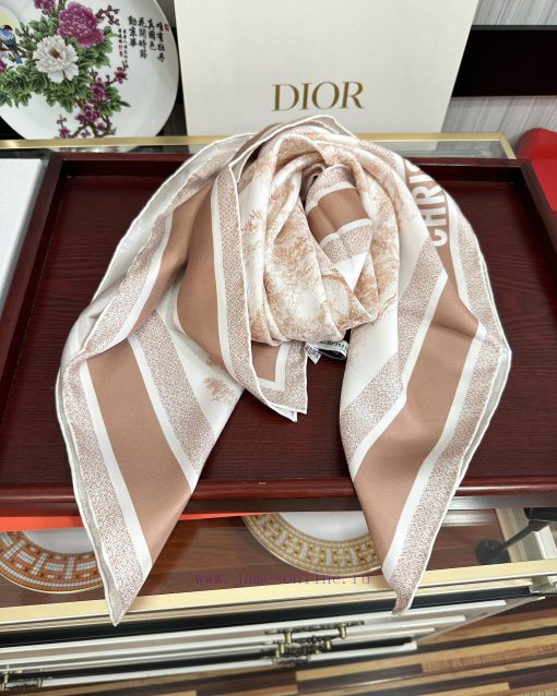 This Sauvage printed square scarf from Shangxin Di Jia pays tribute to the iconic pattern inuit5zdwl - Image 5