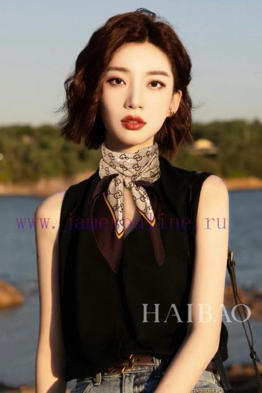 The newly launched G family GG horseneck buckle silk square scarf is a 90 inch double-sided 11055pck - Image 2