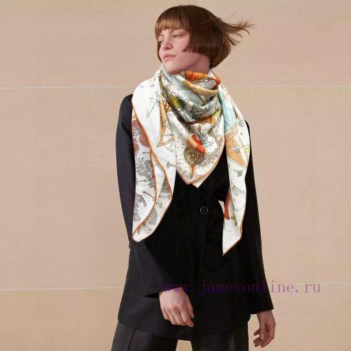 The new cashmere model is said to look good and recommended by Herm è s. The double-sided ani53v6s82
