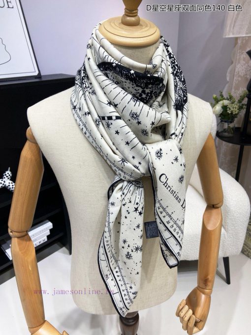 The new cashmere products are said to look good and recommended by Dior. The double-sided anf7jw6psy - Image 6