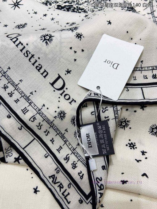 The new cashmere products are said to look good and recommended by Dior. The double-sided anf7jw6psy - Image 10