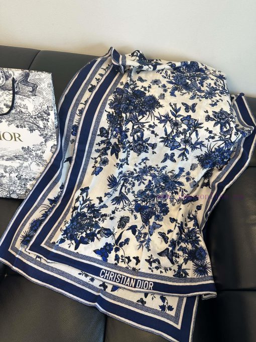 The new double-sided velvet scarf from Dior, recommended for VIP customers, must start quicknaj6aih3 - Image 11