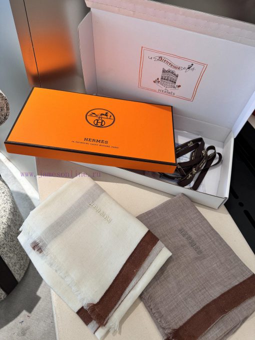 This well deserved new bestseller, with Herm è s' color scheme creating an ultimate luxury b6i1q99ym - Image 3