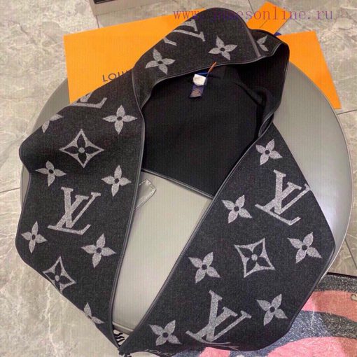 FALL FOR YOU hooded scarfThe Fall For You hooded scarf is made of a rich plush blend, featur3tw2coeq - Image 3