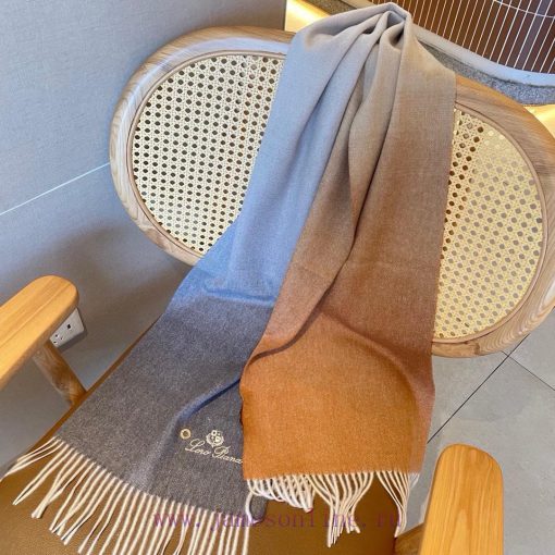 Loro Piana Trading Company's final order, premium cashmere scarves and shawls for personal uyj69m9e2 - Image 10