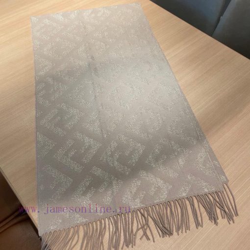 FENDI's new double F tassel cashmere long scarf features extremely comfortable low saturatiorl6cuxsv - Image 10