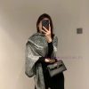 Loewe, as a top luxury brand in Spain, exudes a unique Spanish aristocratic atmosphere, low-l19iolwx