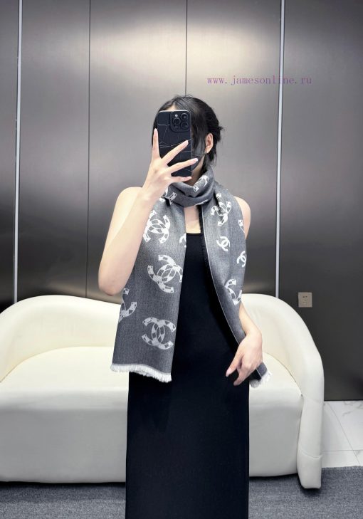 In 2024, Chanel's new collection will be enlarged to see the details of the classic Chanel lq61gvaqs - Image 3
