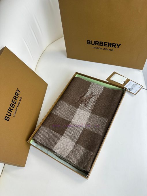 BURBERRY Original Order ️ 2023 New Knitted Scarf for Men and Women ️ Low key Luxury ️ Exquisuft9jsxt - Image 4