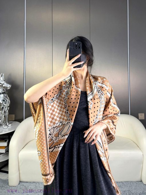 2025 Lv140 top-level velvet double-sided same color Sailor Bandana Square velvet square scarfuauu45e - Image 3