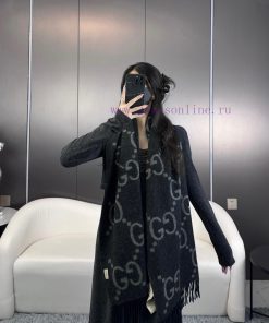 The latest popular classic double large double-sided jacquard tassel scarf with big G tasselxhgi2aka
