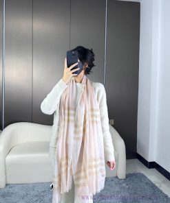 Newly released Burberry's classic cashmere long scarf for thousands of years is so beautiful5zjczlki