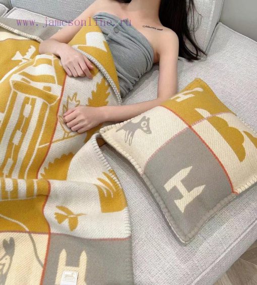 Pillow size 45x45cm, made of 90% wool and 10% cashmere41givmep - Image 3