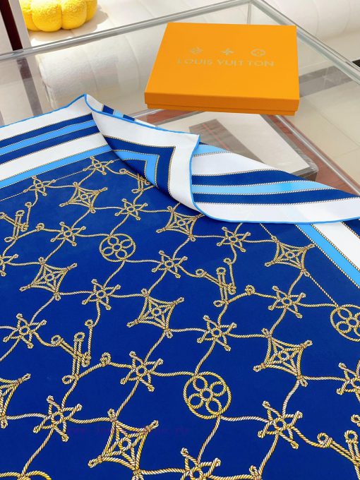 The new LV square scarf is made of twill silk material, which is handmade with rolled edges rg8vysyk - Image 5