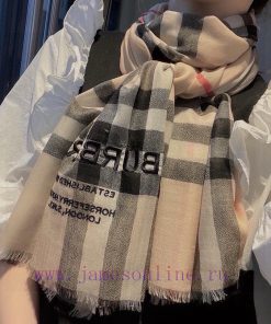 Burberry Cashmere Long Scarf ️ Recommended for Hall of Fame Royal Use ️ The latest classic b7sbvbesd