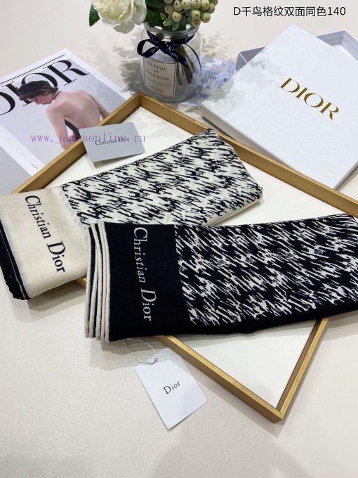 The new cashmere products are said to look good and recommended by Dior. The double-sided anqz4yqpln - Image 3