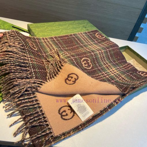 The GG logo, as a representative traditional essence of Gucci, has always been inseparable fak4ku537 - Image 9