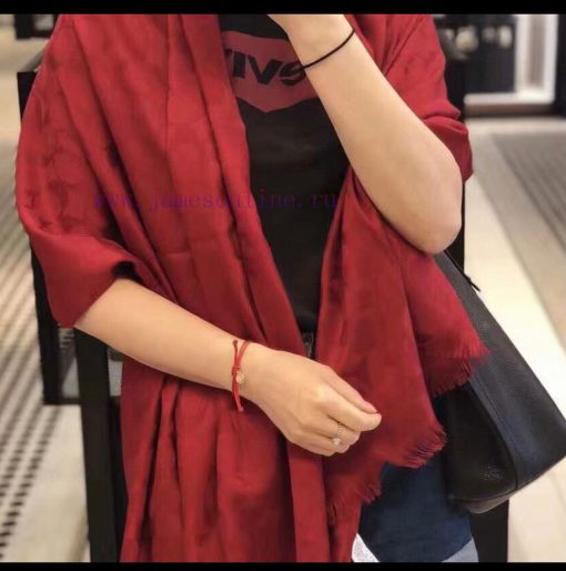 Coach Classic Scarf/Big Shawl, each color looks great and is super comfortable. It is grand 3rn5gq1z - Image 2