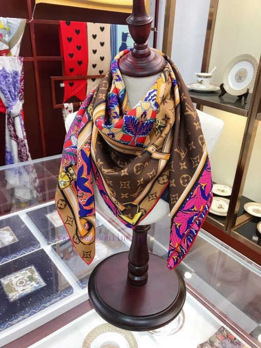 LV has launched a new 90 square scarf The Confidential Garden silk handkerchief features a f7hljfnaj - Image 9