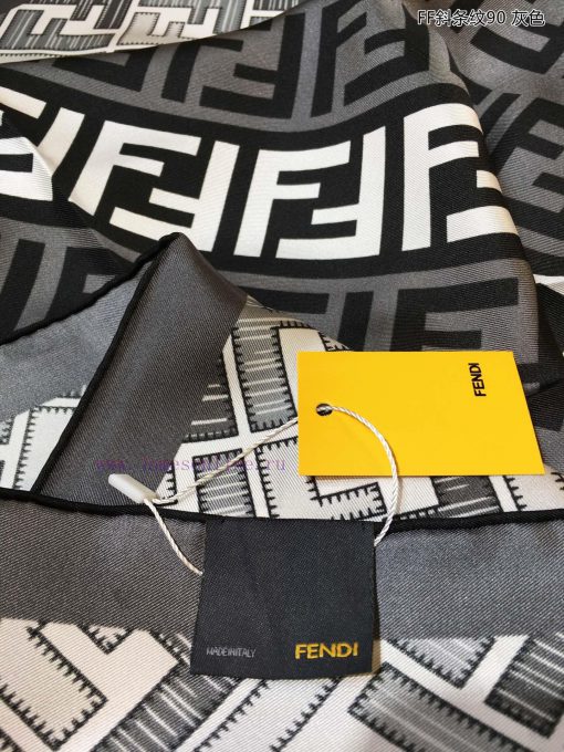 FD's latest flagship FF diagonal striped 90 silk square scarf, which is very easy to match fpmy68nlg - Image 5