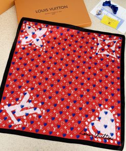Versatile small square scarf, elegant and youthful temperament, can be used as a headscarf, 01er8nfj