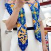 The new LV silk square scarf with four leaf flower checkerboard pattern 90 is made of lightwp3exx2cg