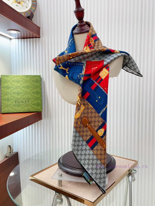 GUCCI's latest flagship luggage 🧳 90 silk square scarf, a flower series that is very easy toenks3ooa - Image 9