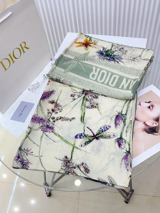 Dior's latest flagship model, the Mysterious Garden 140, is a perfect match for both vacatiof4styqpn - Image 6