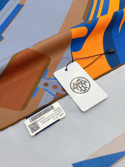 HERMES's new silk scarf looks great when you buy it. We recommend the Crazy Racing 90 silk sbepq5au4 - Image 7