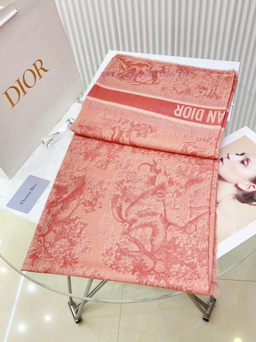Double sided same color Dior's latest flagship model, D animal style, 140, is a perfect matcfmn7xr5l - Image 5