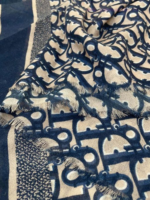 DIOR cashmere fringe square scarf is highly recommended by VIPs. It must be fast to get stark7pohm7x - Image 9