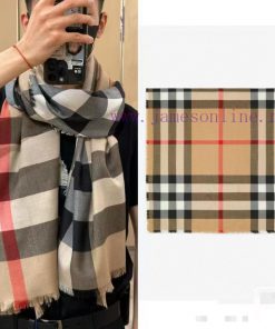 Light camel color synchronized official website, Burberry's fashionable sentiment, daily fasru98cqbq