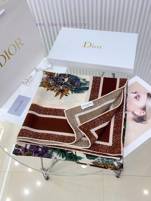 Dior's latest flagship product, the Primitive Forest 140, is a perfect match for both vacatijs3vjtqq - Image 4