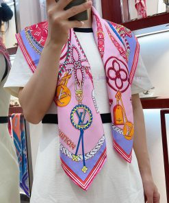 The upper body effect is crazy and I love LV the most~It's very eye-catching. L's elements htde1g968