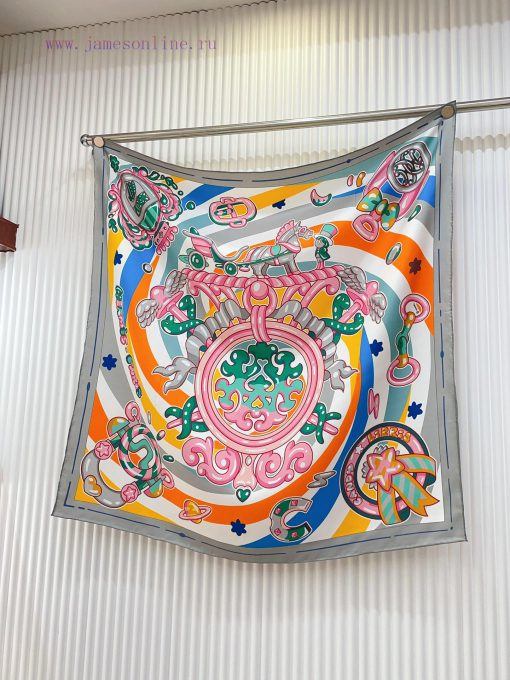 HERMES's new silk collection looks great when you buy it. We recommend the candy book seal 9ne6zg4pd - Image 5