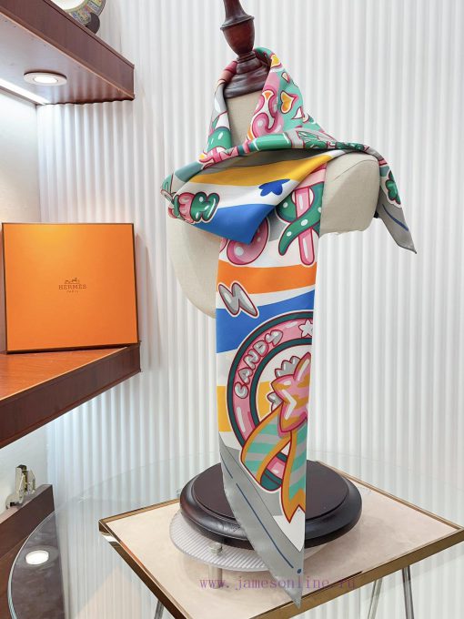 HERMES's new silk collection looks great when you buy it. We recommend the candy book seal 9ne6zg4pd - Image 9