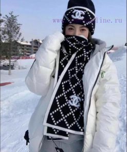 Chanel set of hats and scarves is warm and super comfortable~Winter girl's anti-aging tool~Yt250adhs