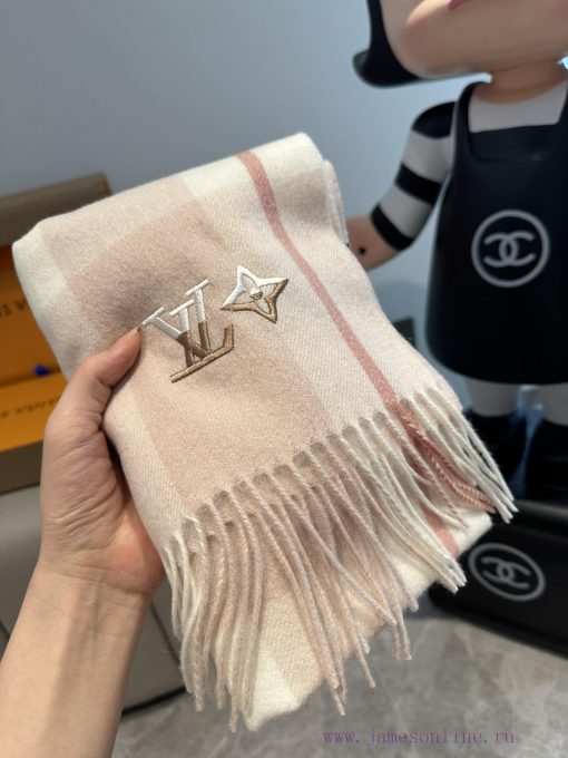 Family welfare has arrived. Lv high-end heavyweight scarf is highly recommended with angry lbkrn75ii - Image 5