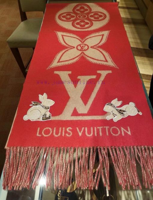 The Louis Vuitton channel is offering rabbit stickers and large scarves. The best looking an4gnsx5ff - Image 9