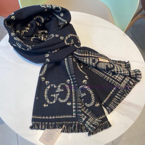 Gucci style lettersFabric woolSize 47 * 180Wool and silk scarf, decorated with oversized des4p5w7jb0 - Image 8