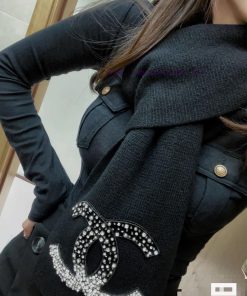 Chanel in the world, the world is rich and beautiful. Chanel's advanced hand made full diamon2j4mg19