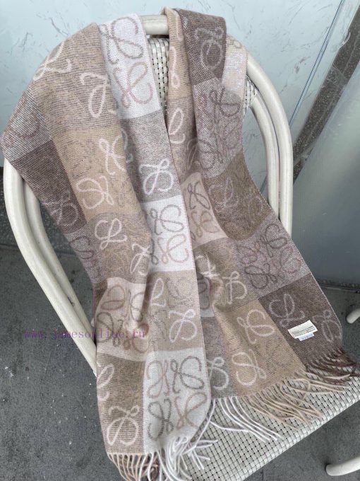 Loewe gradient checkerboard is very lucky to have obtained this brand's products. It is realfwspu0ip - Image 6