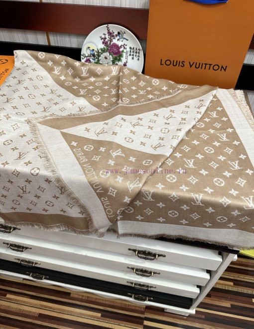 LV Classic L is a must-have for families. The most classic style uses dark jacquard technolo4fk6wci7 - Image 6