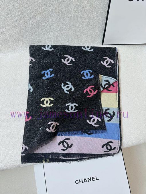 Ouyang Nana's Chanel 24C Rainbow Full Logo Scarf, Don't Miss the [Color] that You Love at a pl763jja - Image 3