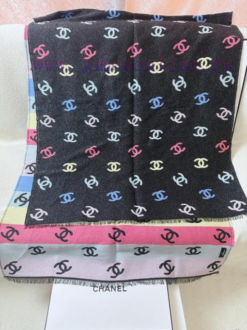 Ouyang Nana's Chanel 24C Rainbow Full Logo Scarf, Don't Miss the [Color] that You Love at a pl763jja - Image 7