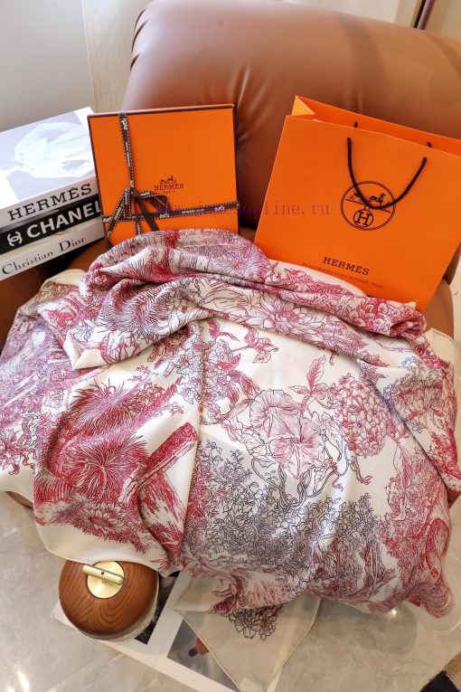 Hermes launches new 2024 modelHERMES new 140 sizeElectric Blue/Stone Gray/Pink WhiteThis claj43x60a1 - Image 3