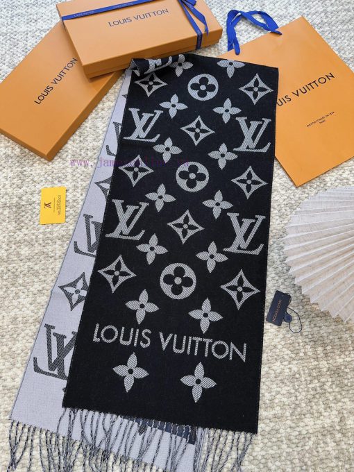 Finally shipped, the LV Essential scarf, which was launched on August 26th and is the hotteszqs7e452 - Image 10